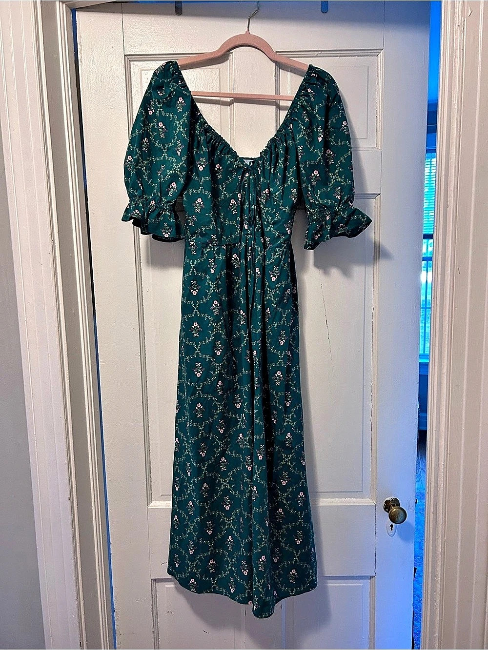 Hill House Ophelia Dress in Green Size large excellent used condition